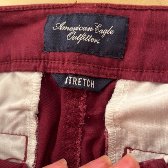 American Eagle Size 4 Burgundy/Merlot Shorts. Cotton/Rayon Blend. - Picture 5 of 6